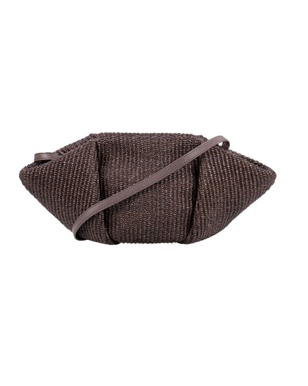 Shop BRUNELLO CUCINELLI  Borsa: Brunello Cucinelli borsa "Pouch Marina" in rafia di cotone techno.
Chiusura con calamite.
Tracolla regolabile e removibile.
Tasca interna con chiusura zip.
Fodera in cotone.
Dimensioni: 40 cm in lunghezza, 16 cm in larghezza e 14,5 cm in altezza.
Composizione: 52% COTONE, 48% POLIAMMIDE.
Made in Italy.. MB39D2697-C300